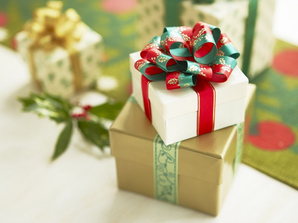 Christmas & New Year Gifts